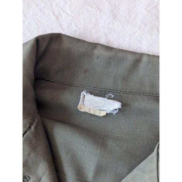 US Military Vintage 70s Men's Cotton Blend Utility OG-507 Field Shirt / Size L - Picture 4 of 11